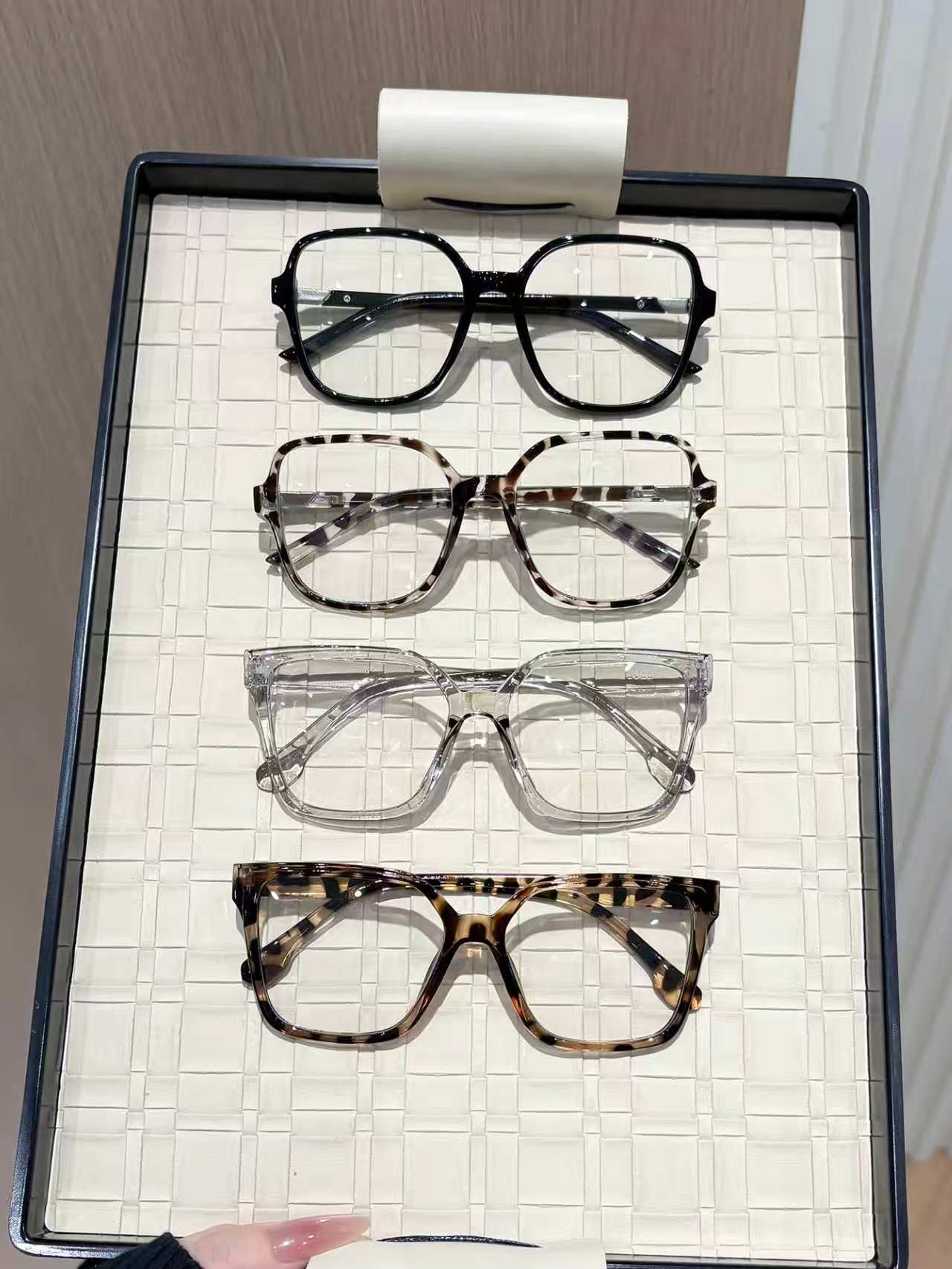 Women'S Fashion Reading Glasses - 4Pcs 두꺼운 기하학적 풀 프레임 투명