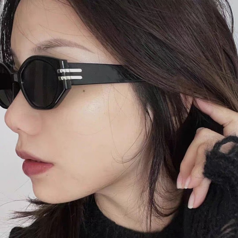 새로운 스몰 프레임 Y2K 캣아이 선글라스 여성용 트렌 - Women'S Fashion Eyewear 리뷰 및 가격