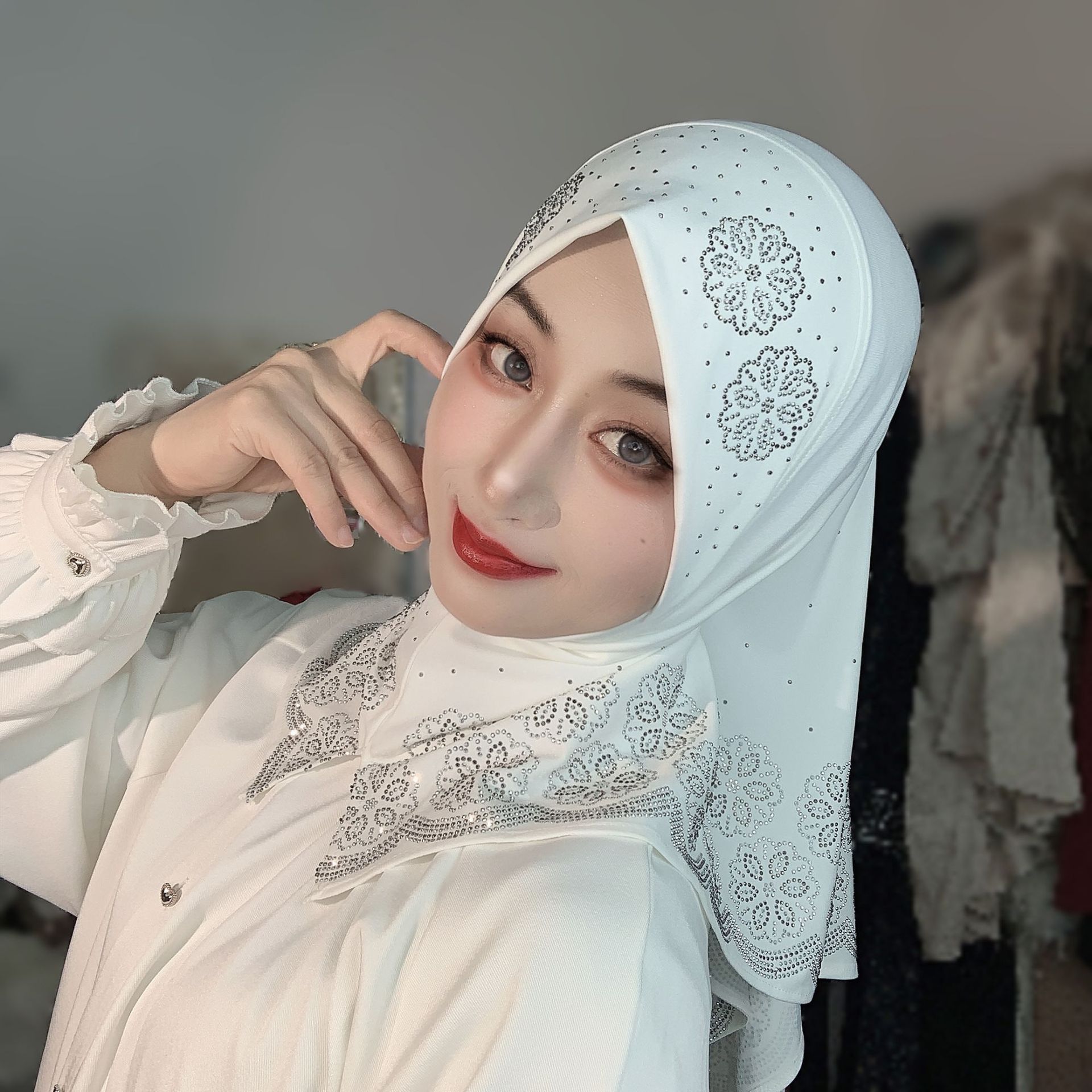 레디 투 웨어 무슬림 히잡 여성용 라인스톤 플로럴 디자 - Women'S Fashion Trends 리뷰 및 가격