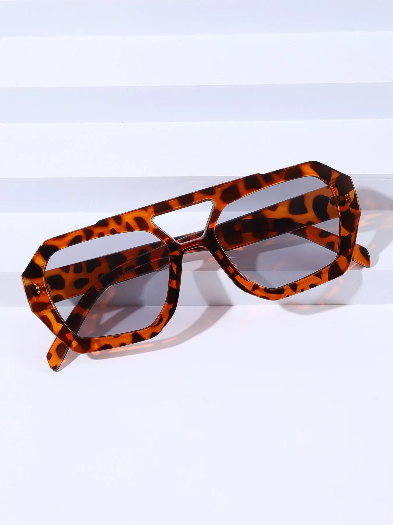 패션 빈티지 스퀘어 불규칙 선글라스 남녀 명품 브랜드  - Women'S Fashion Reading Glasses 리뷰 및 가격