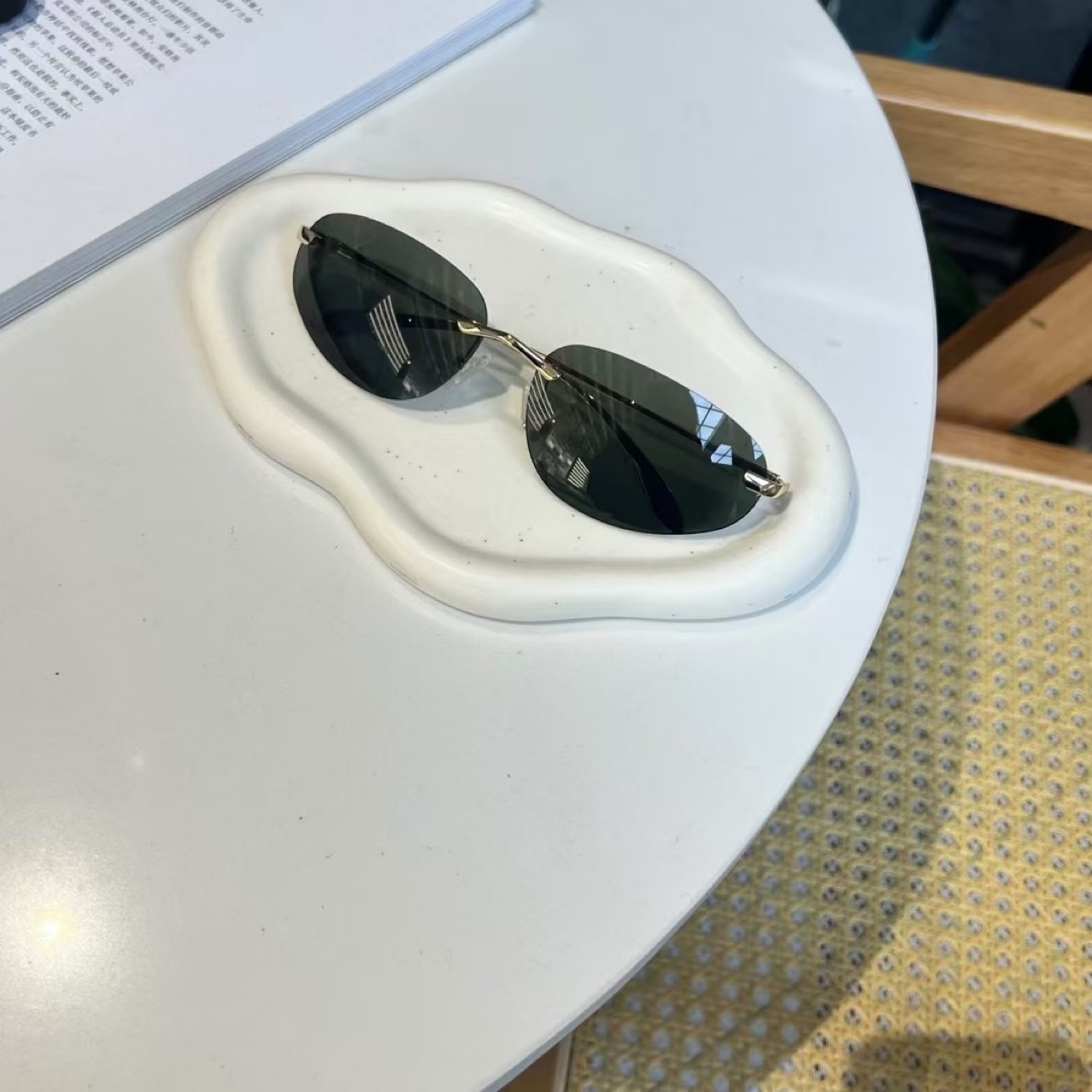 UV400 무테 쉐이드, 고양이 눈 미니멀리스트 선글라 - Women'S Fashion Essentials 리뷰 및 가격